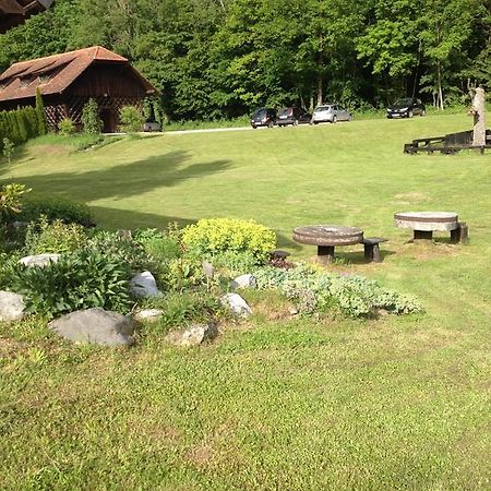 Gostisce Smuk Hotel Križe Eksteriør billede