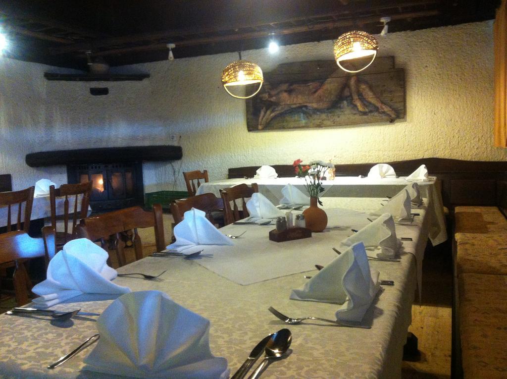 Gostisce Smuk Hotel Križe Eksteriør billede